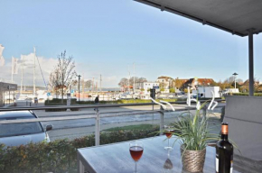 Portland J3, Laboe